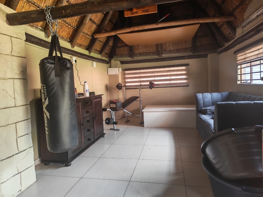 3 Bedroom Property for Sale in Oos Einde North West